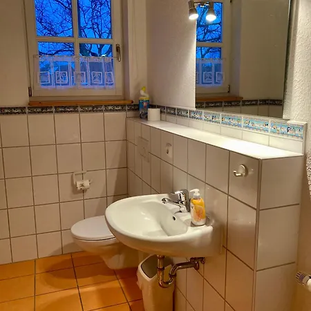 Leevtied 4 * וגנרוגה